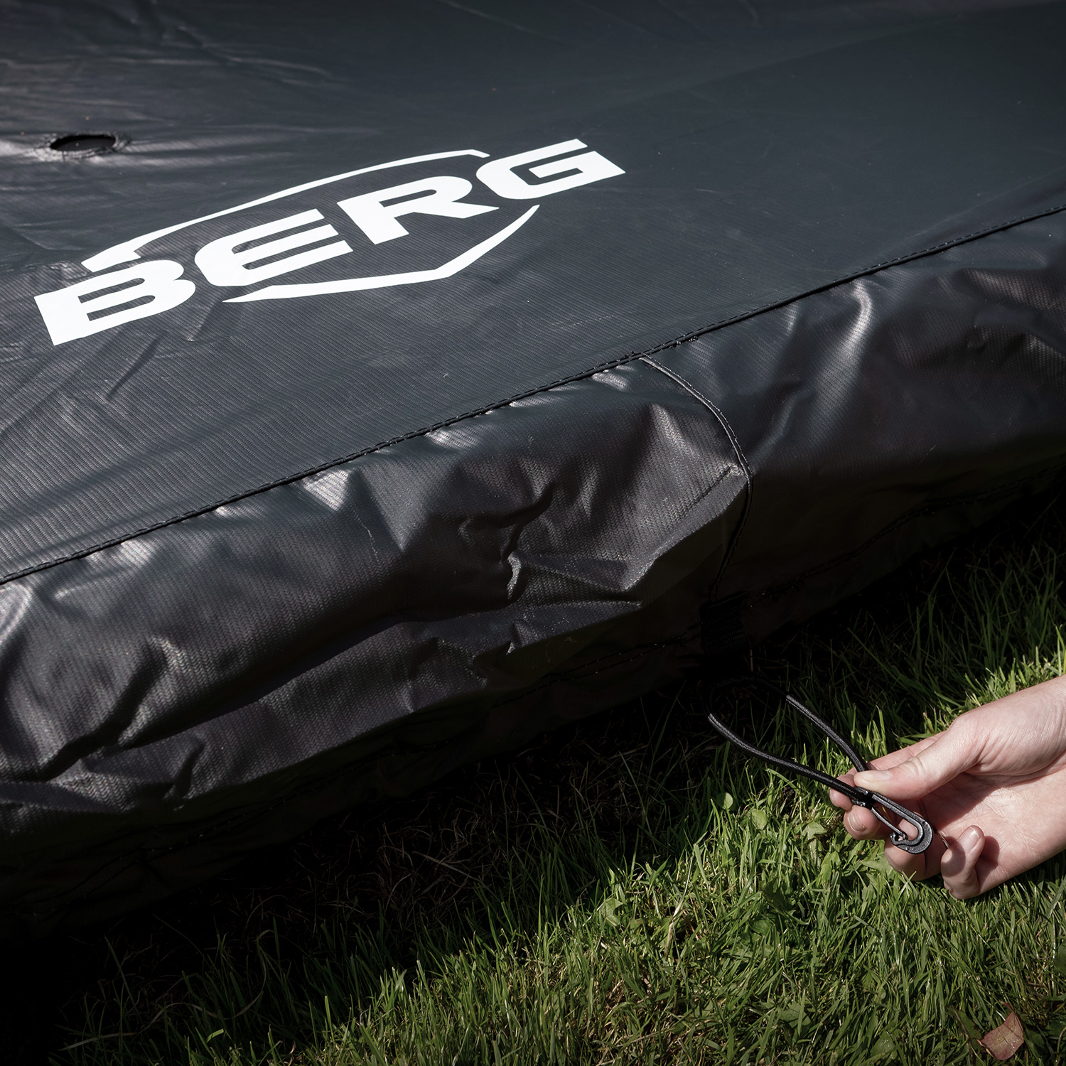 BERG Trampolin Wetterschutzhülle Extra Black für ULTIM 200 x 200 cm Außenrand (NEU)