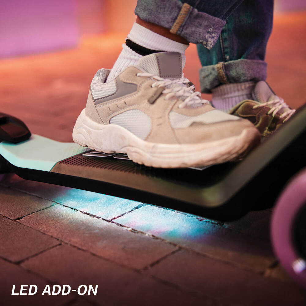 BERG Kinderroller NEXO Lights LED-Deck Lime (NEU)